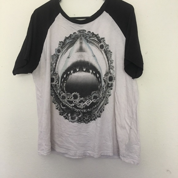 Tops - Jaws shark shirt forever21 baseball tee